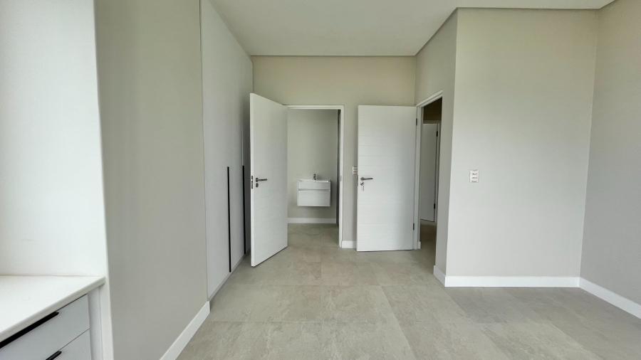 To Let 4 Bedroom Property for Rent in Croydon Gardens Estate Western Cape